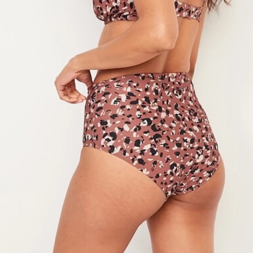 Old navy high waisted Leopard Print Swimsuit Bottom - Picture 3 of 7